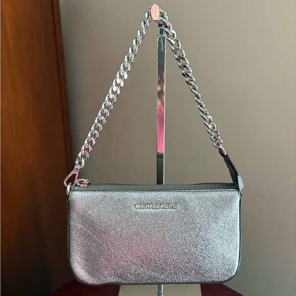 Michael Kors Jet Set Bag in Metallic Silver Leather - Picture 1 of 16
